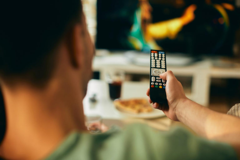 Como filmes e séries influenciam nossas expectativas emocionais