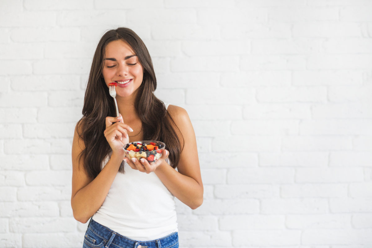Mindful eating: como a atenção plena pode transformar sua relação com a comida